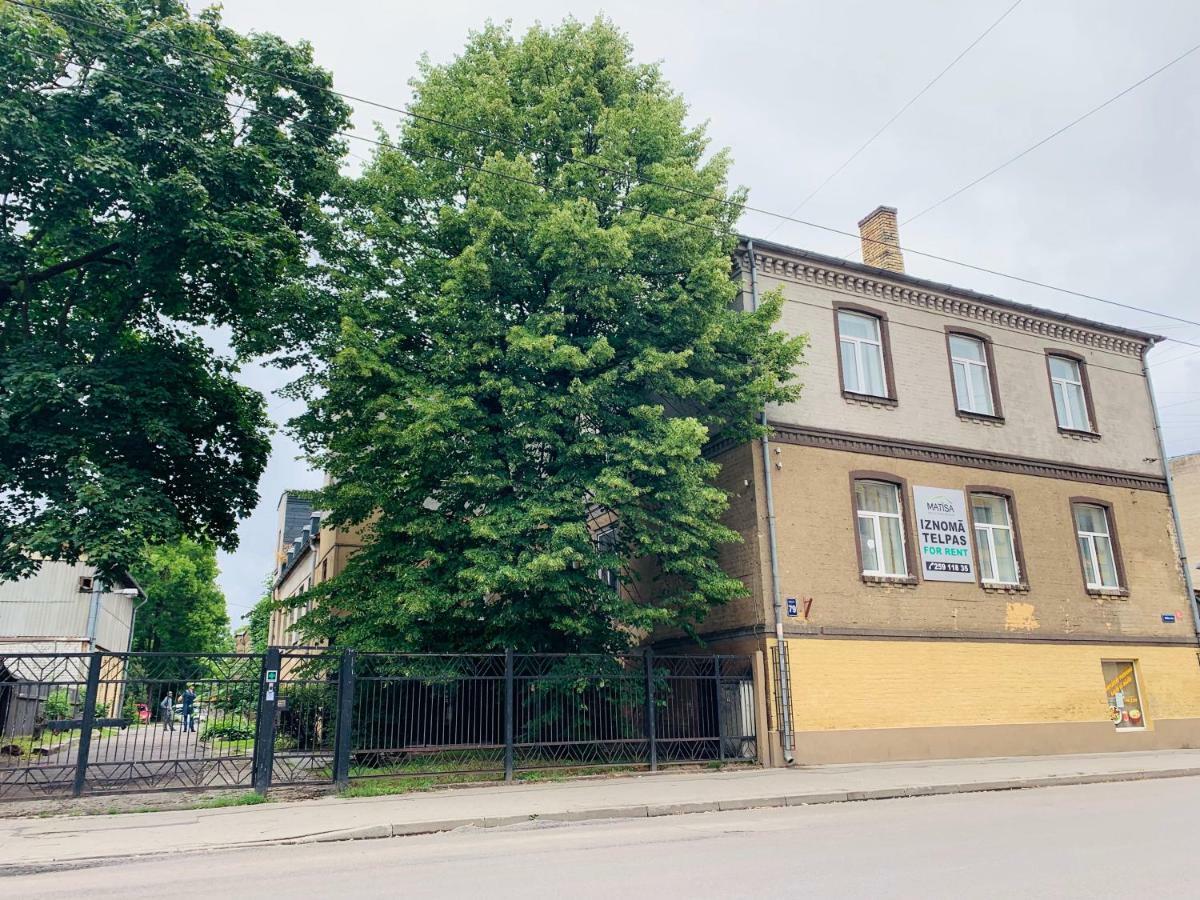 Dandelion Apartments Matisa Рига Екстериор снимка